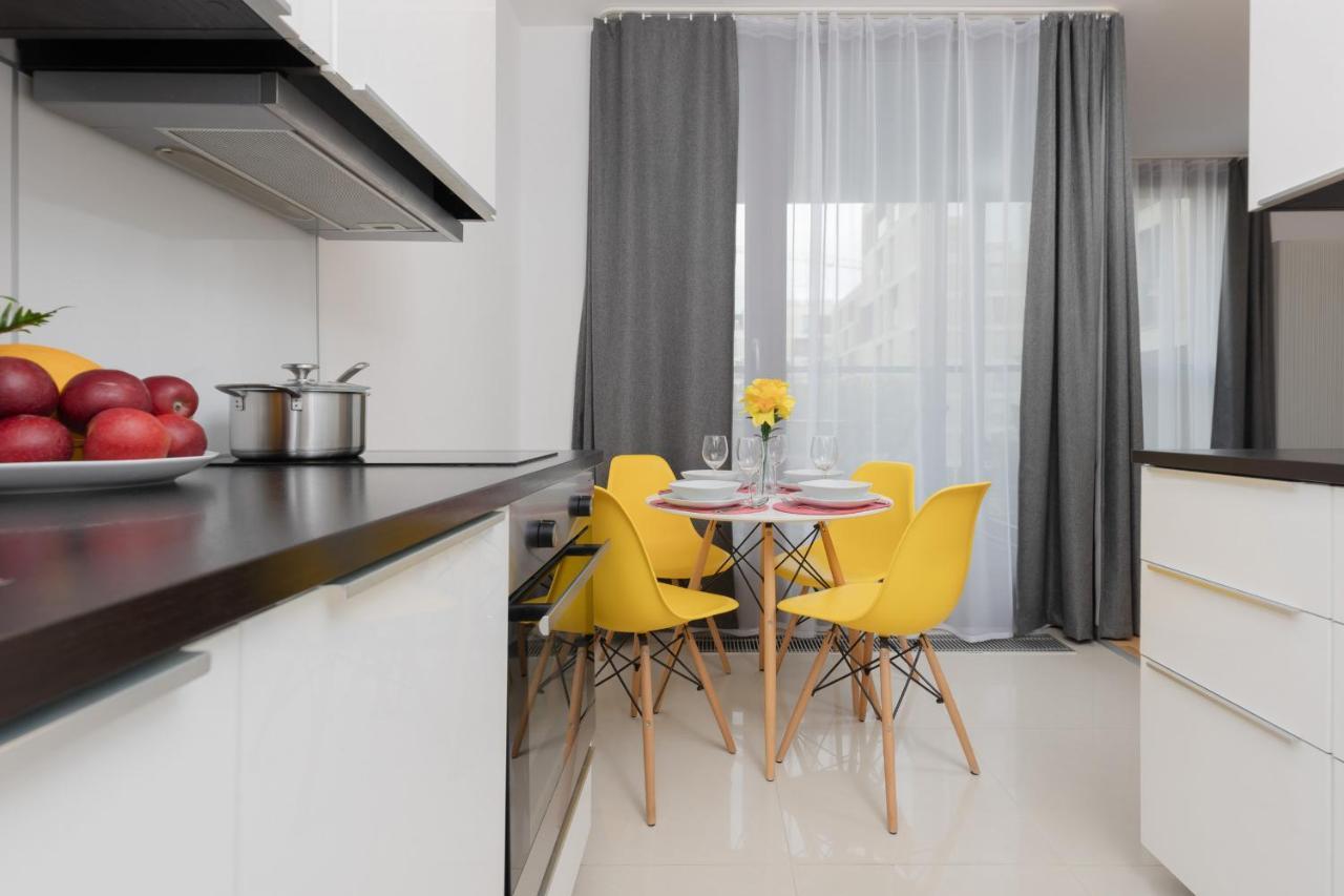 Warsaw Wola Apartment Near Nocny Market By Noclegi Renters 외부 사진